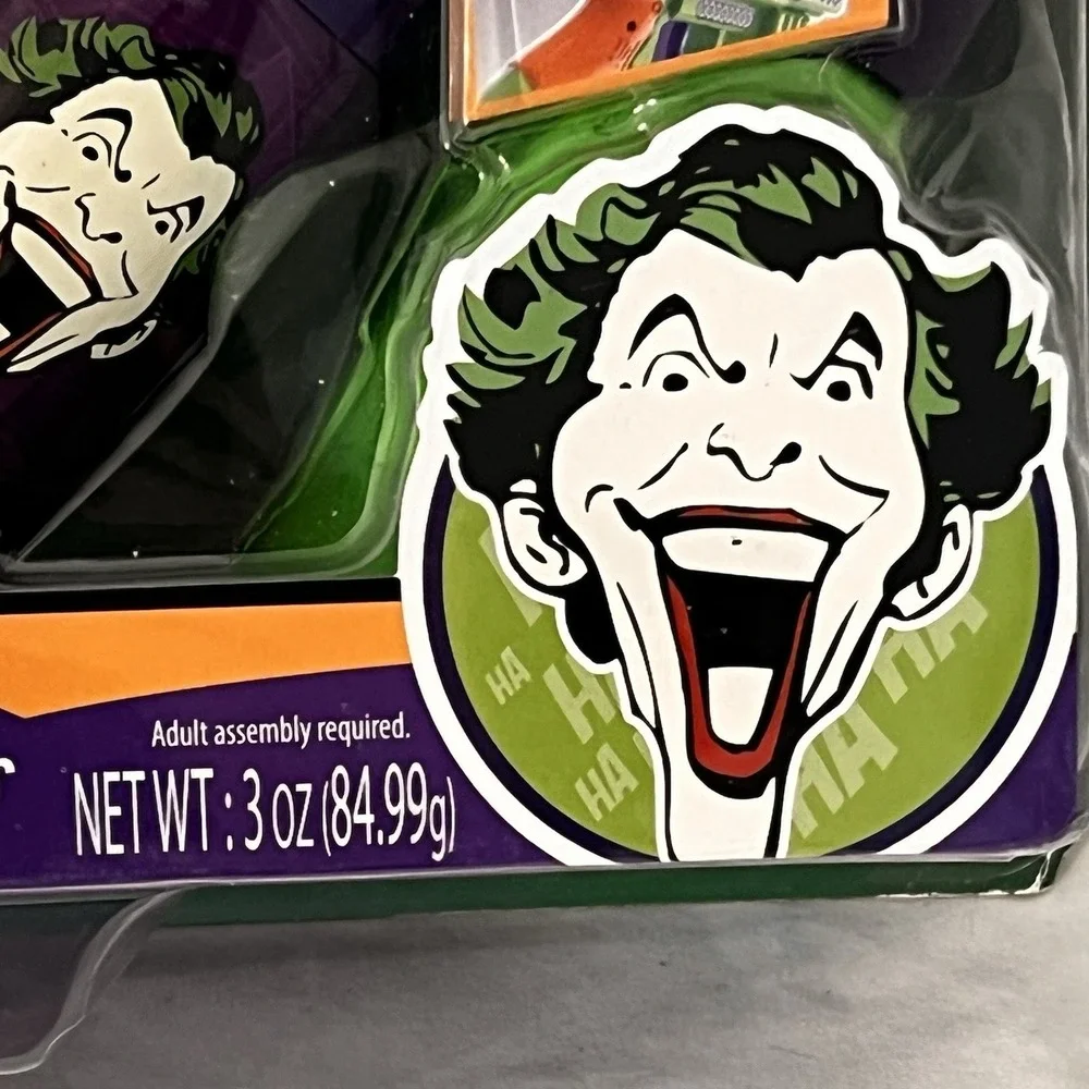 DC Joker Prank‎ Shop BANG Fake Out Blaster Crazy String Water Gun NIP